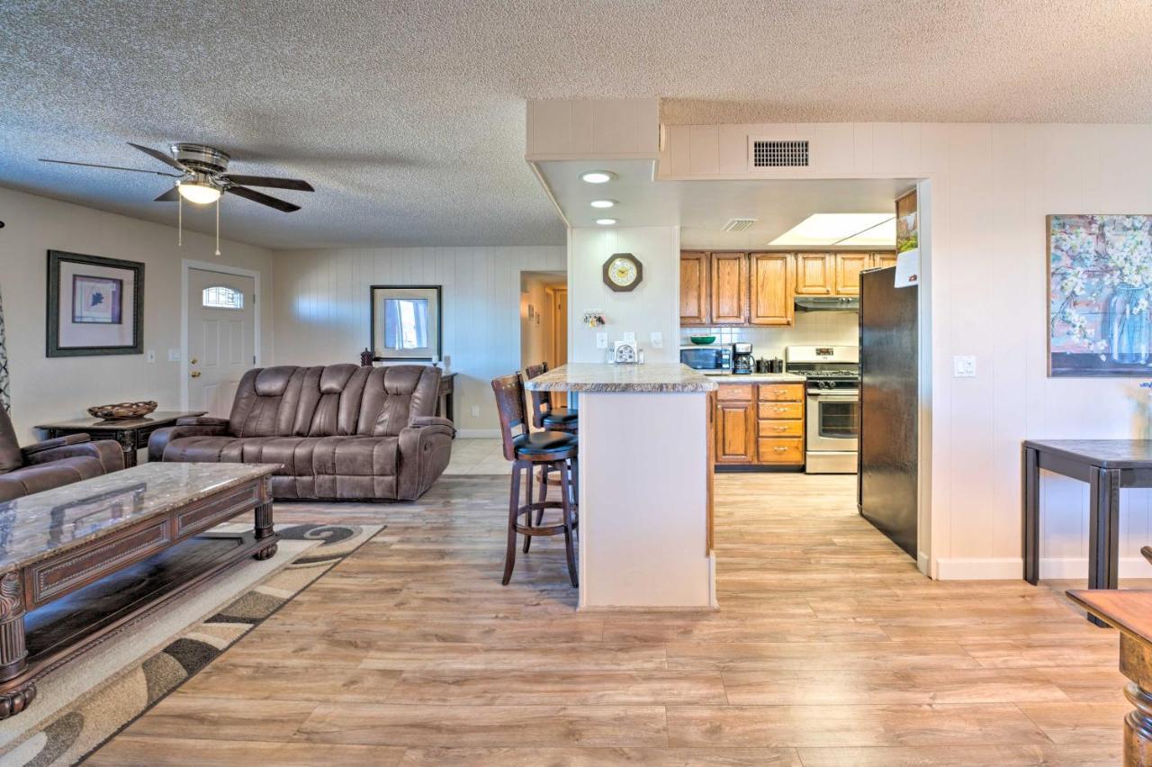 Lake Havasu Home With Pool - 2 Miles To Waterfront! Lake Havasu City Dış mekan fotoğraf