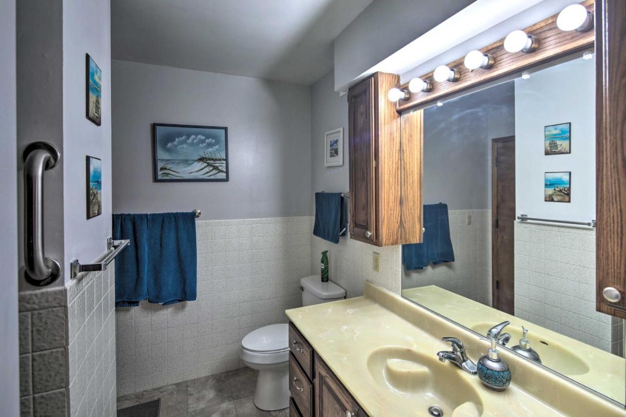 Lake Havasu Home With Pool - 2 Miles To Waterfront! Lake Havasu City Dış mekan fotoğraf